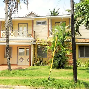 Flukers Suites Apartment Sosua